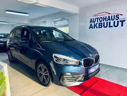 Blau Gebraucht 2021 BMW 218 Sport Line Van / Kleinbus | 15.250 € (Superpreis)