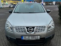 Grau Gebraucht 2010 Nissan Qashqai SUV | 4.000 €