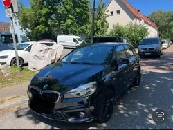 Schwarz Gebraucht 2016 BMW 216 Active Tourer Van / Kleinbus | 8.500 €