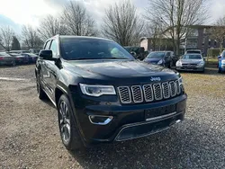 Schwarz Gebraucht 2018 Jeep Grand Cherokee Overland SUV | 24.950 € (Fairer Preis)