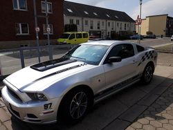 Silber Gebraucht 2013 Ford Mustang Coupé | 16.800 €