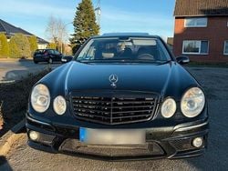 Schwarz Gebraucht 2004 Mercedes E320 AMG Limousine | 2.600 €