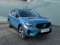 Blau Gebraucht 2024 Volvo XC40 Plus SUV | 38.790 € (Fairer Preis)