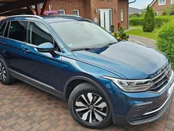 Blau Gebraucht 2024 VW Tiguan Move SUV | 32.200 € (Guter Preis)