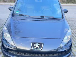 Schwarz Gebraucht 2006 Peugeot 1007 Kleinwagen | 3.800 €