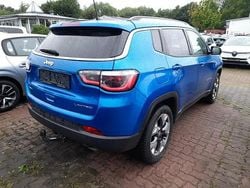 Hydro blue pearl hydro blue pearl Gebraucht 2017 Jeep Compass Limited SUV | 18.348 € (Etwas zu teuer)