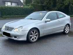 Silber Gebraucht 2004 Mercedes C200 Coupé | 2.399 € (Guter Preis)