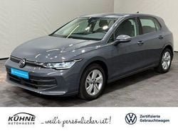 Delfingrau metallic Gebraucht 2024 VW Golf VIII Life Limousine | 24.380 € (Guter Preis)