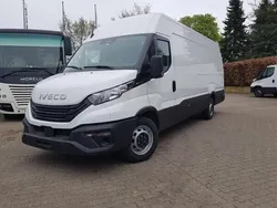 Weiß (ic194) Neu 2025 Iveco Daily Limousine | 39.246 €