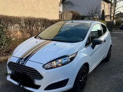 Weiß Gebraucht 2013 Ford Fiesta Kleinwagen | 4.300 € (Etwas zu teuer)