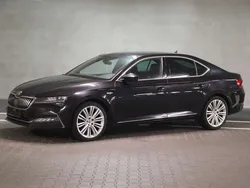 Schwarzmagic perleffekt Gebraucht 2021 Skoda Superb Limousine | 19.980 € (Etwas zu teuer)