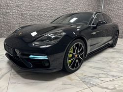 Schwarz Gebraucht 2018 Porsche Panamera Turbo S Limousine | 69.990 € (Fairer Preis)