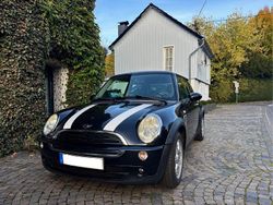 Schwarz Gebraucht 2006 Mini ONE Seven Kleinwagen | 3.700 € (Etwas zu teuer)