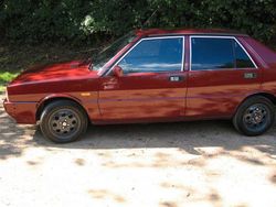 Rot Gebraucht 1988 Lancia Delta Kleinwagen | 11.500 €