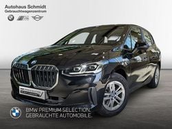Saphirschwarz Gebraucht 2022 BMW 225 Active Tourer Sport Line Van / Kleinbus | 29.330 € (Guter Preis)