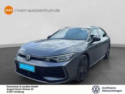 Diabasgrau Gebraucht 2024 VW Passat R-line Kombi | 39.480 € (Fairer Preis)