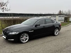 Schwarz Gebraucht 2017 Jaguar XF S Limousine | 16.500 € (Teuer)