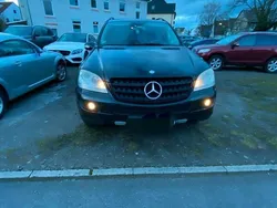 Mercedes ML320