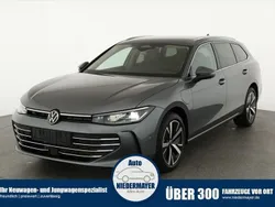 Grau Gebraucht 2025 VW Passat Business Kombi | 46.995 €