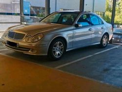 Silber Gebraucht 2003 Mercedes E240 Avantgarde Limousine | 5.950 € (Etwas zu teuer)