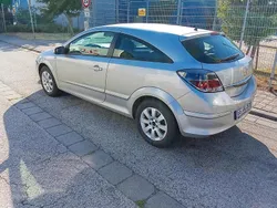 Silber Gebraucht 2005 Opel Astra GTC Coupé | 500 € (Superpreis)
