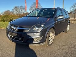 Grau Gebraucht 2010 Opel Astra Kombi | 2.200 € (Guter Preis)