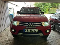 Rot Gebraucht 2015 Mitsubishi L200 Abholung | 16.000 € (Teuer)