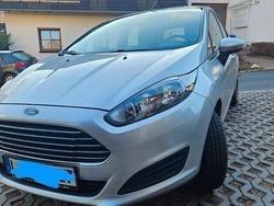 Silber Gebraucht 2013 Ford Fiesta Limousine | 4.900 € (Guter Preis)