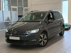 Delfingrau metallic Gebraucht 2023 VW Touran Sport Van / Kleinbus | 27.900 € (Guter Preis)