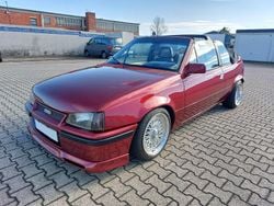 Rot Gebraucht 1991 Opel Kadett Cabrio | 7.950 €