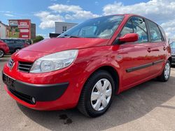 Rot Gebraucht 2006 Renault Scénic II Avantage Van / Kleinbus | 4.199 € (Teuer)