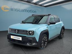 Grün Gebraucht 2025 Renault 4 E-Tech SUV | 37.349 € (Etwas zu teuer)