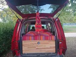 Rot Gebraucht 2020 VW Caddy Van / Kleinbus | 17.500 € (Teuer)