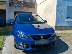 Blau Gebraucht 2020 Peugeot 308 Limousine | 14.000 € (Fairer Preis)