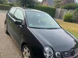 Schwarz Gebraucht 2002 VW Polo Kleinwagen | 700 € (Fairer Preis)
