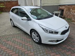 Weiß Gebraucht 2015 Kia Ceed Coupé | 9.999 € (Etwas zu teuer)