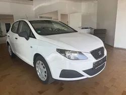 Weiß Gebraucht 2009 Seat Ibiza Reference Limousine | 3.990 € (Fairer Preis)