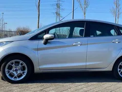Silber Gebraucht 2012 Ford Fiesta Titanium Kleinwagen | 5.200 € (Fairer Preis)