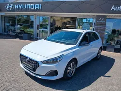 Weiß Gebraucht 2019 Hyundai i30 YES! Limousine | 14.900 € (Fairer Preis)