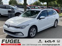 Pure white Gebraucht 2022 VW Golf VIII Life Kombi | 18.899 € (Guter Preis)