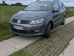 Grau Gebraucht 2020 VW Sharan Van / Kleinbus | 17.400 € (Superpreis)
