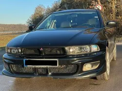Schwarz Gebraucht 2001 Mitsubishi Galant Kombi | 2.850 €