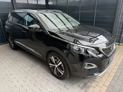 Schwarz Gebraucht 2019 Peugeot 5008 Allure Van / Kleinbus | 13.900 € (Fairer Preis)