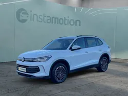 Weiß Gebraucht 2024 VW Tiguan Life SUV | 42.694 € (Superpreis)