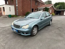 Blau Gebraucht 2003 Mercedes C240 Avantgarde Limousine | 1.750 € (Superpreis)