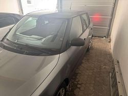 Silber Gebraucht 2011 Skoda Fabia Cool Edition Limousine | 5.500 € (Fairer Preis)