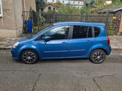 Blau Gebraucht 2009 Renault Grand Modus Dynamique Van / Kleinbus | 2.700 €