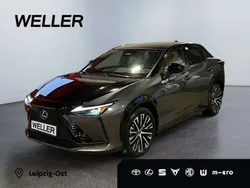 Grau Gebraucht 2023 Lexus RZ 450e Launch Edition SUV | 52.490 € (Teuer)