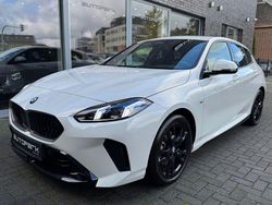 Weiß Gebraucht 2024 BMW 120 M Sport Kleinwagen | 32.590 € (Guter Preis)