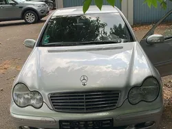 Silber Gebraucht 2003 Mercedes C180 Classic Limousine | 4.900 € (Teuer)